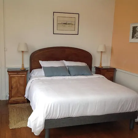 Bed and Breakfast Le Plessis 3*